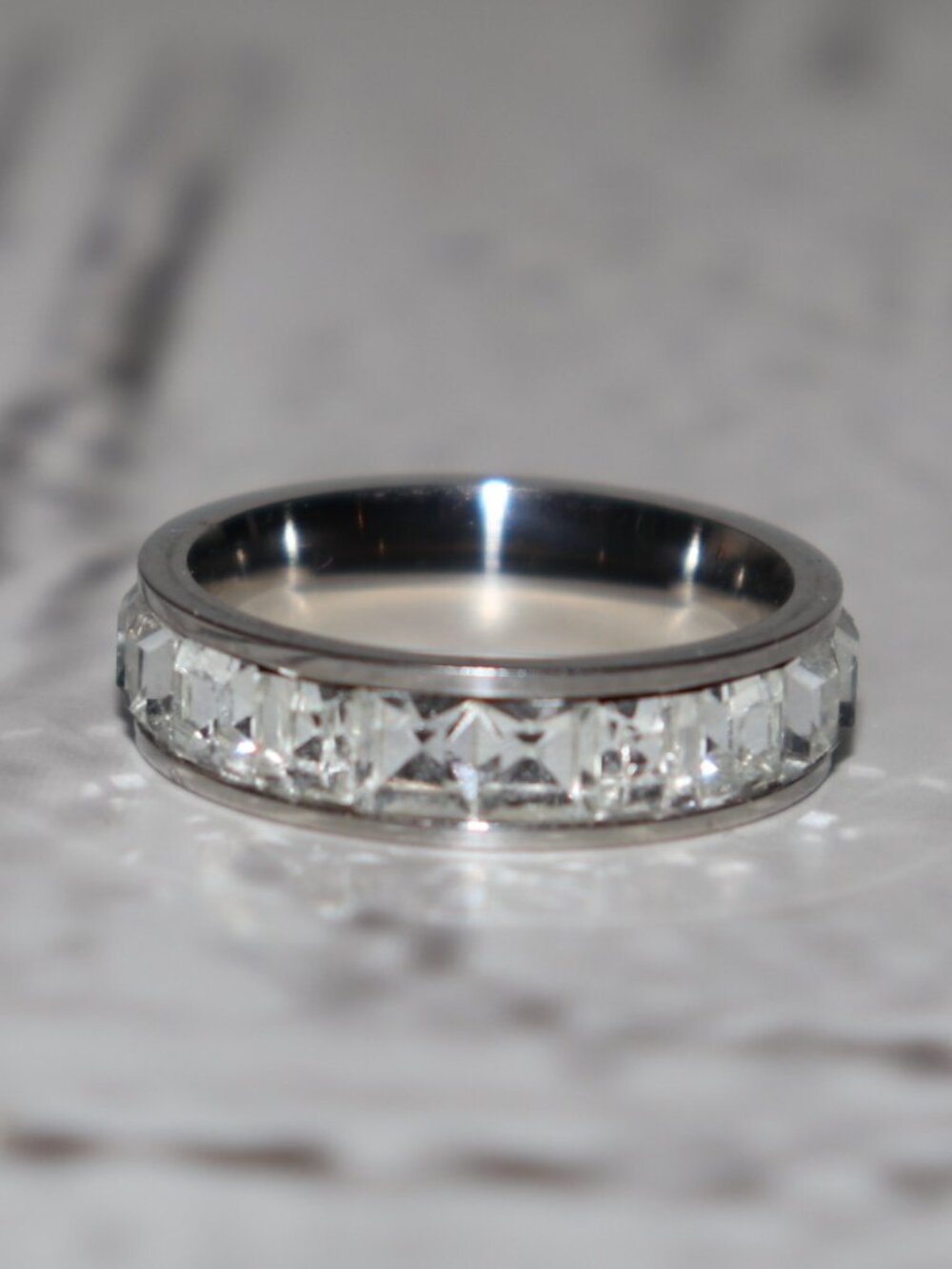 ⨠Silver CZ EternityâStyle Band ¡ Size 9.25 Clear stones ¡ Classic sparkle